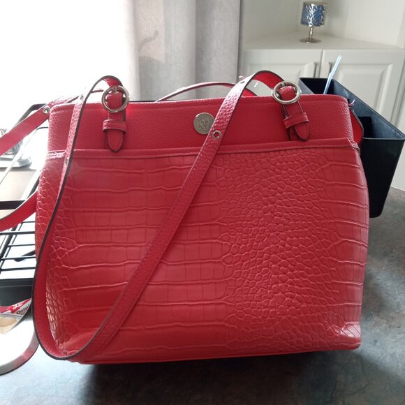 Purse - Picture 2 of 3